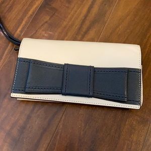 Kate Spade wristlet/wallet